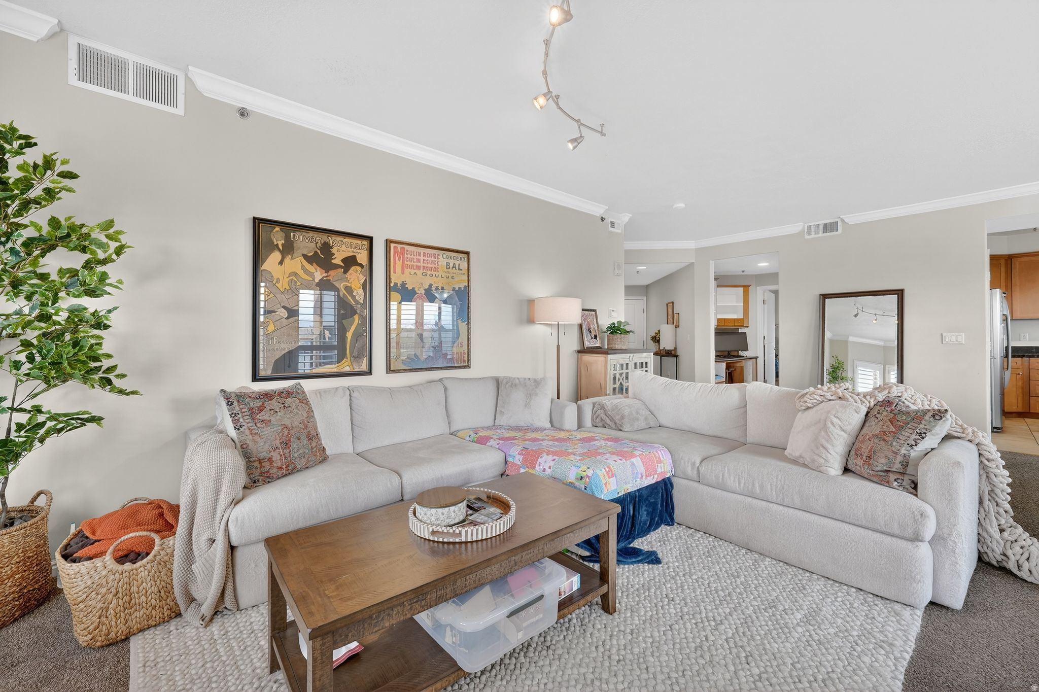 THE PARC AT GATEWAY - Residential