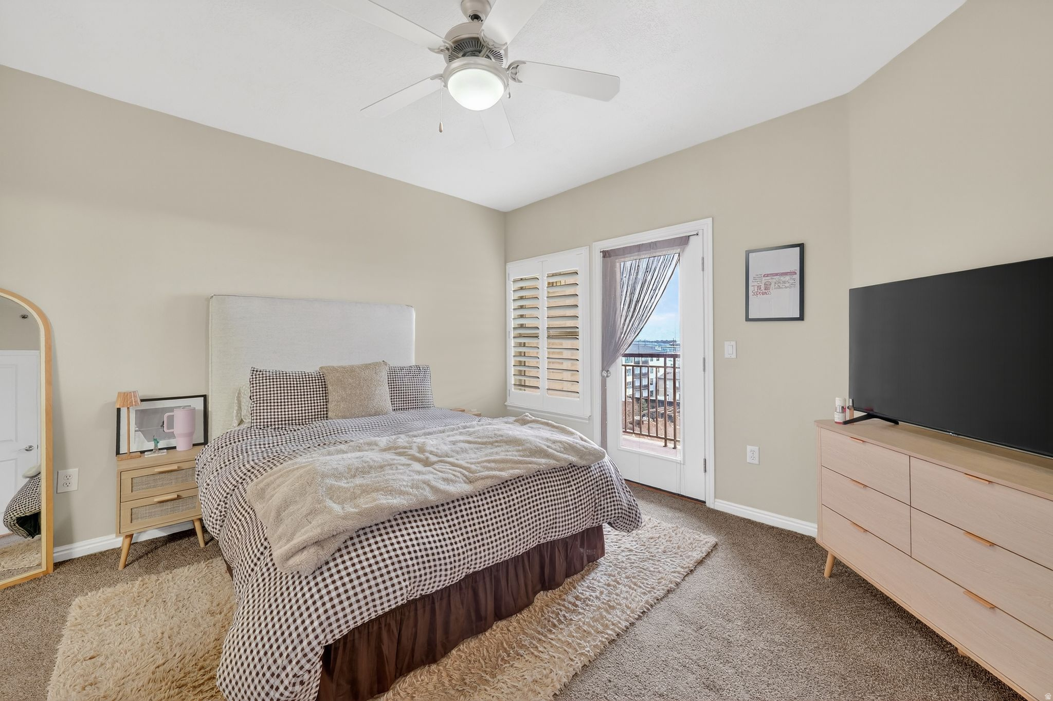 THE PARC AT GATEWAY - Residential