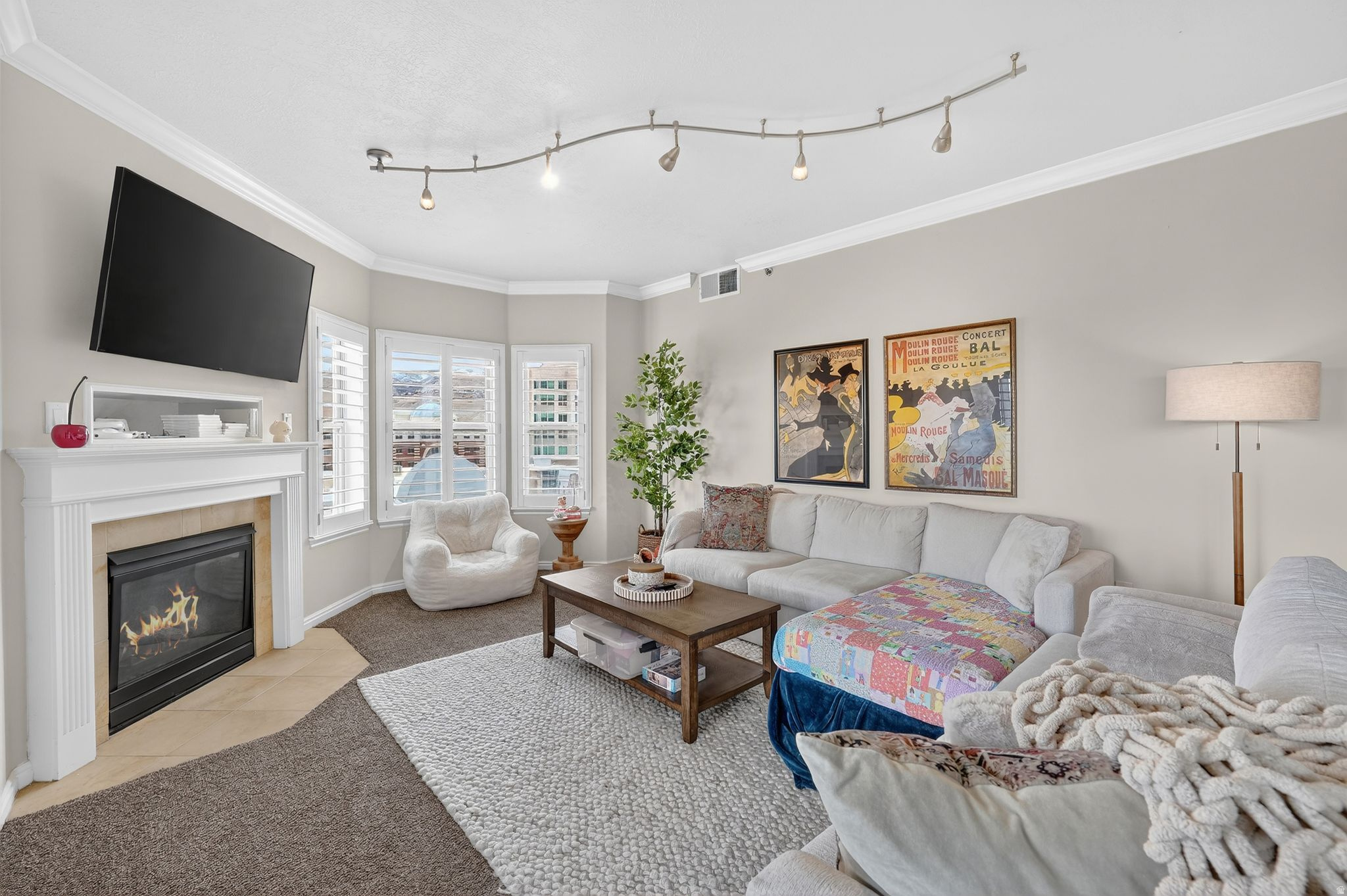 THE PARC AT GATEWAY - Residential