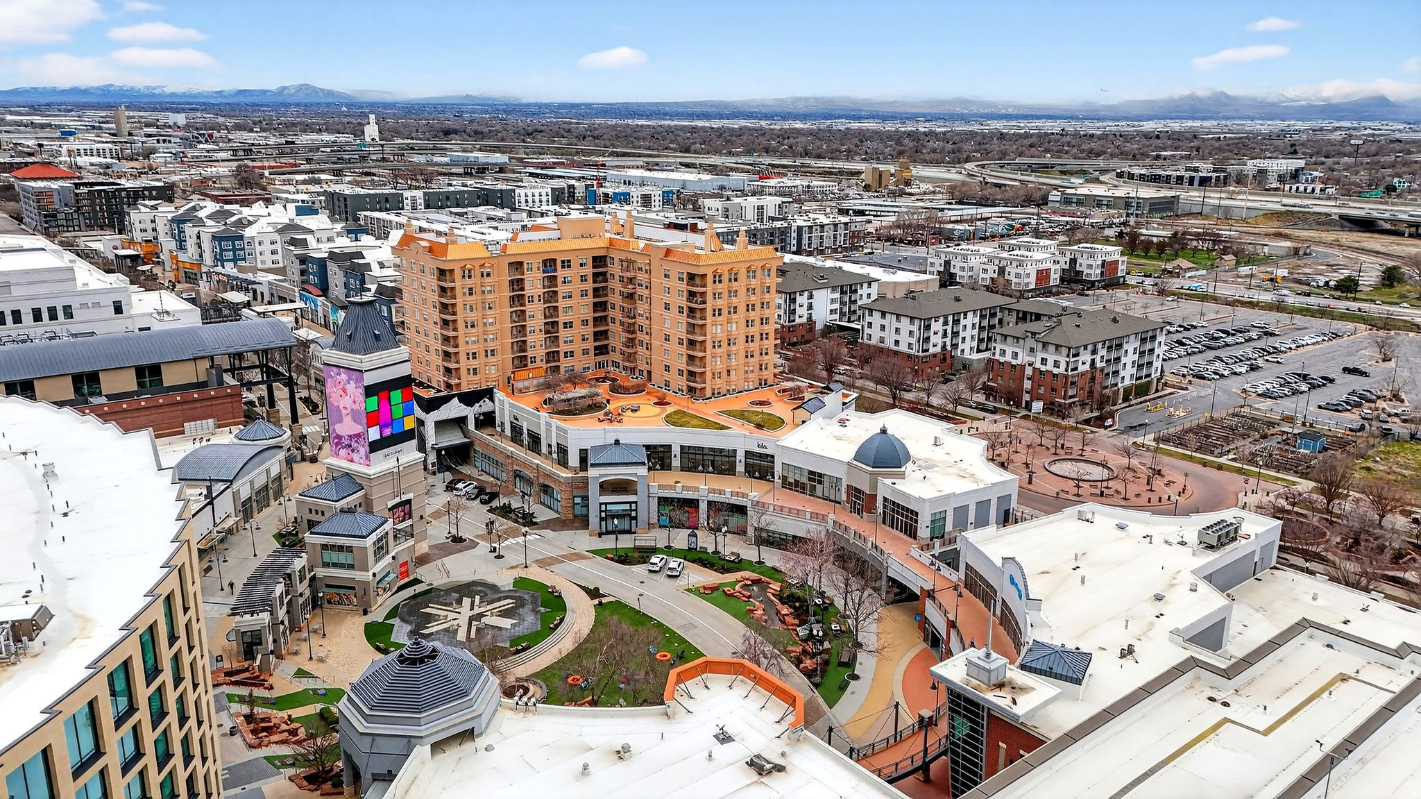 THE PARC AT GATEWAY - Residential