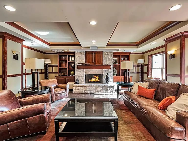 THE PARC AT GATEWAY - Residential