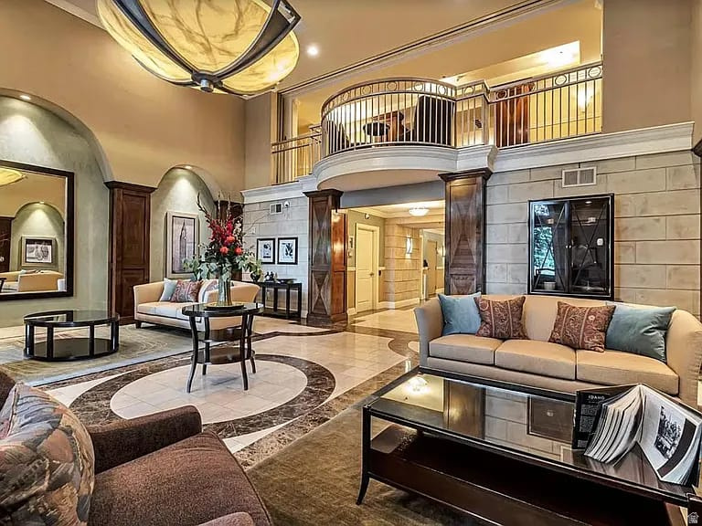 THE PARC AT GATEWAY - Residential