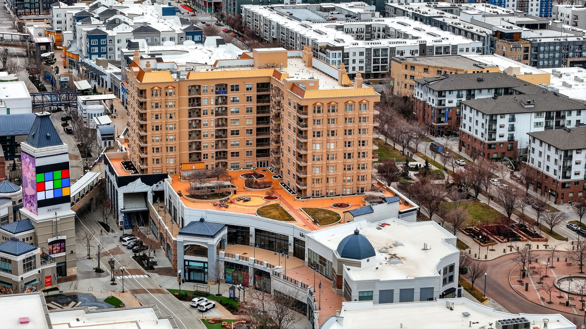 THE PARC AT GATEWAY - Residential