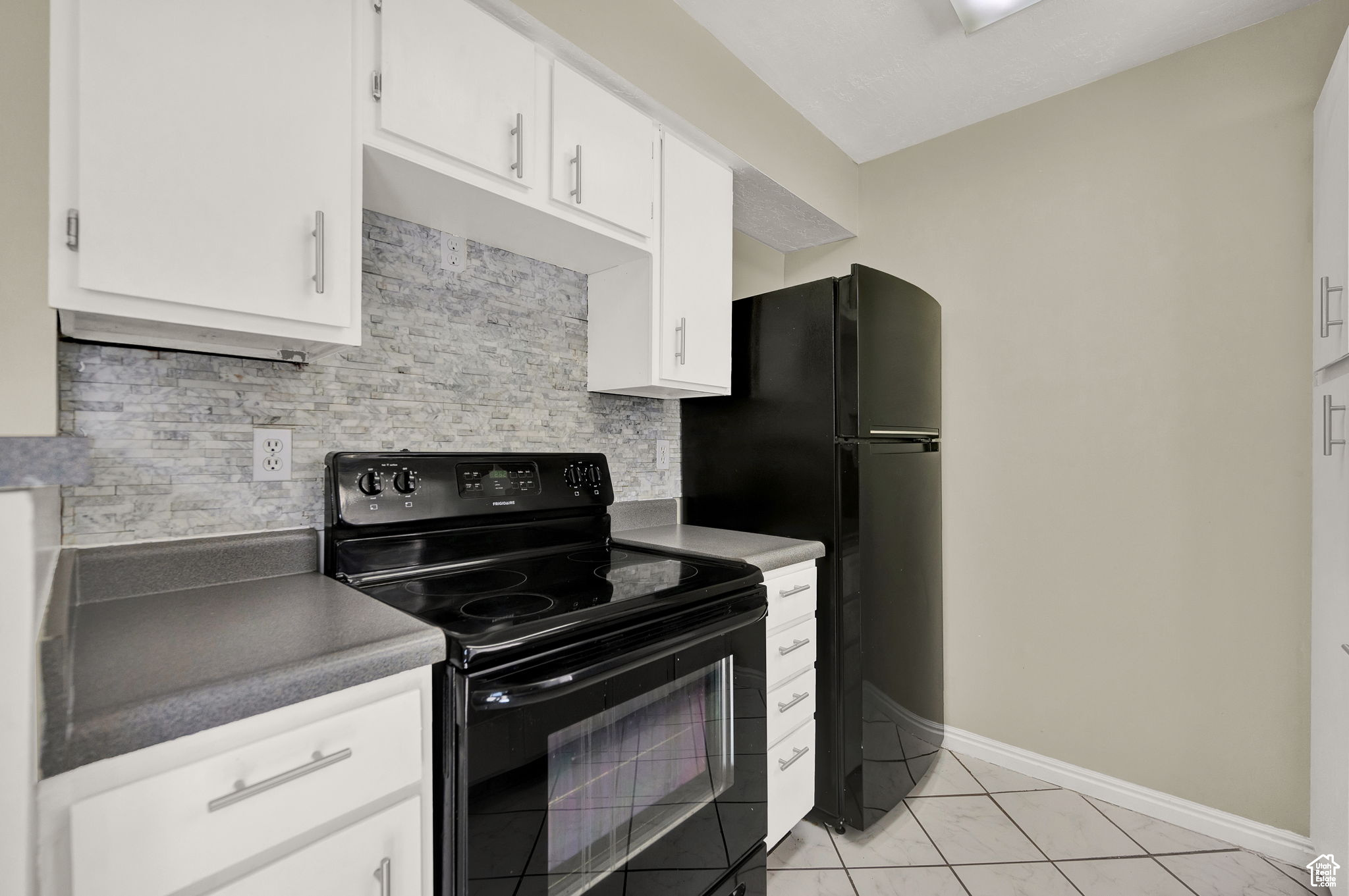 8169 W Buena Verde Ln, Magna, Utah image 6