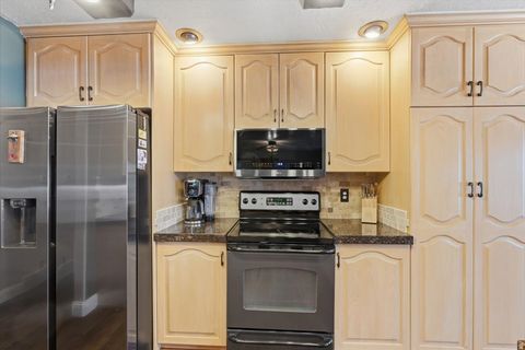 Tiny photo for 11268 S 2865 W, South Jordan, UT 84095 (MLS # 2126357)