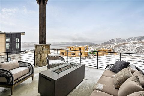 Tiny photo for 1561 W CRYSTAL VIEW CT, Heber City, UT 84032 (MLS # 2126683)