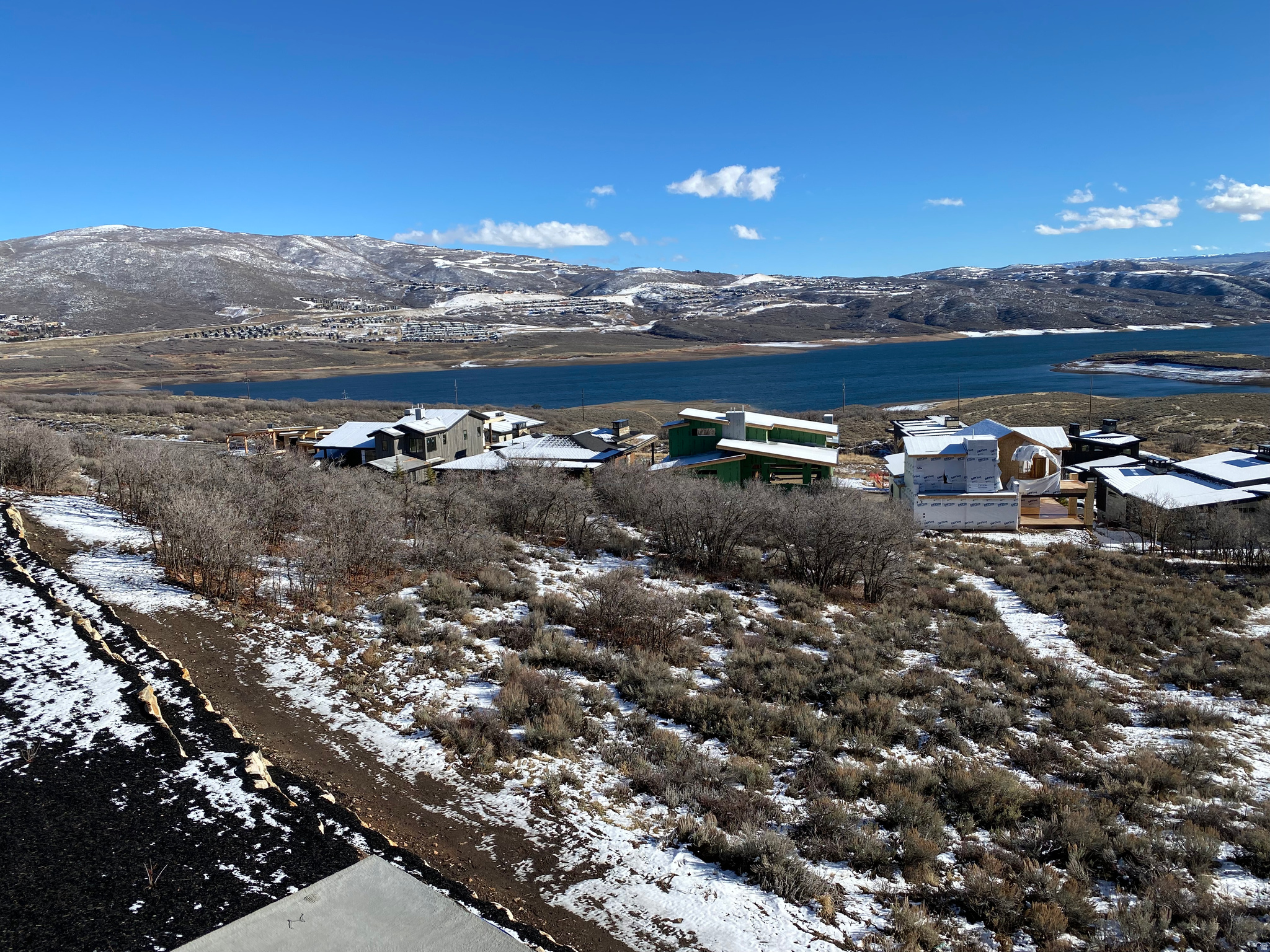 AMANTI LAGO - Residential