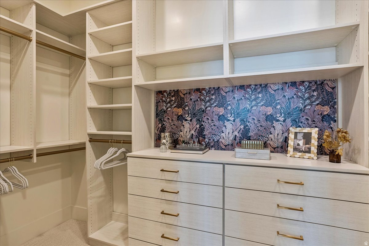 AMANTI LAGO - Residential