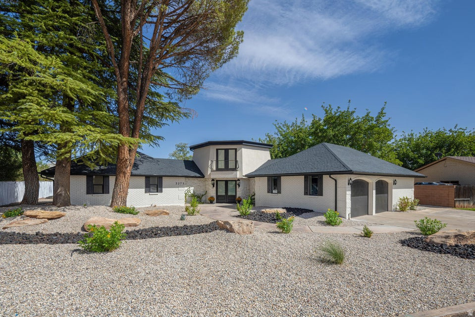 BLOOMINGTON COUNTRY CLUB 5 - Residential