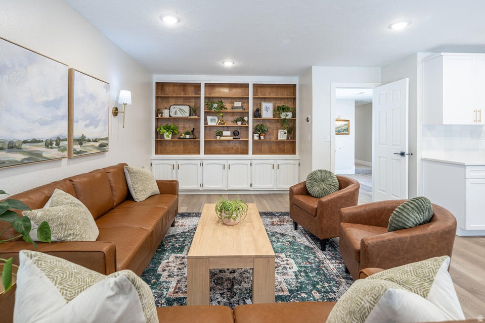 BLOOMINGTON COUNTRY CLUB 5 - Residential