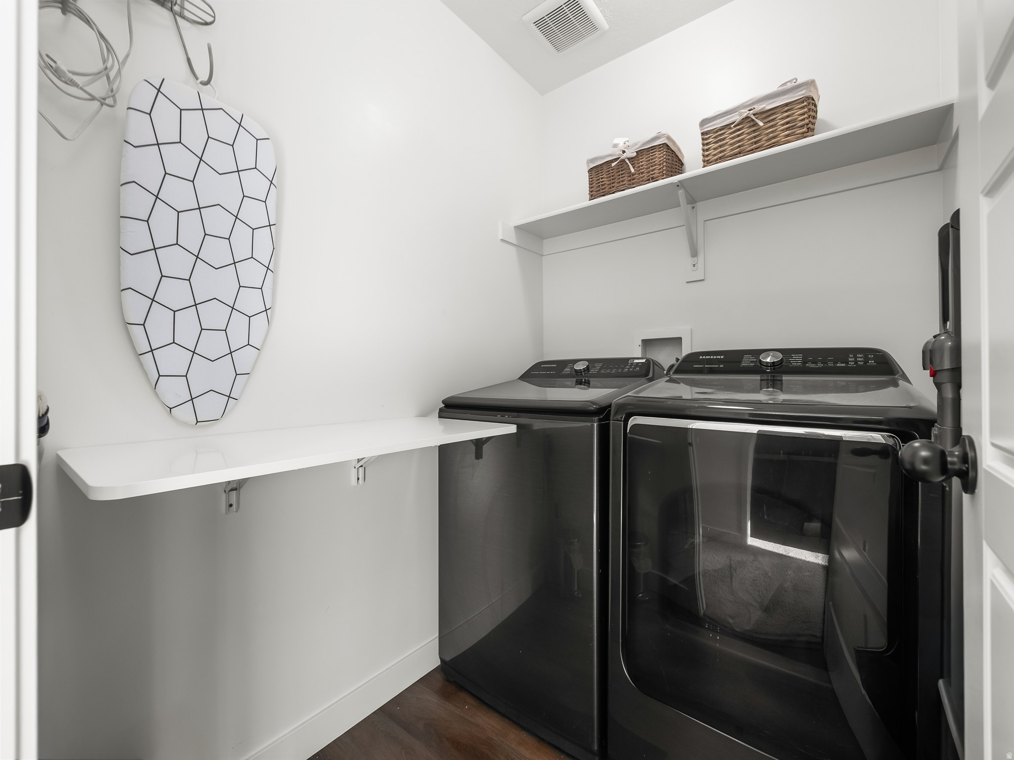 SUNSET RIDGE - Residential