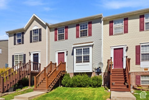 Townhouse For Sale - 5758 W Loch Raven Ct<br/> Salt Lake City, UT 84128