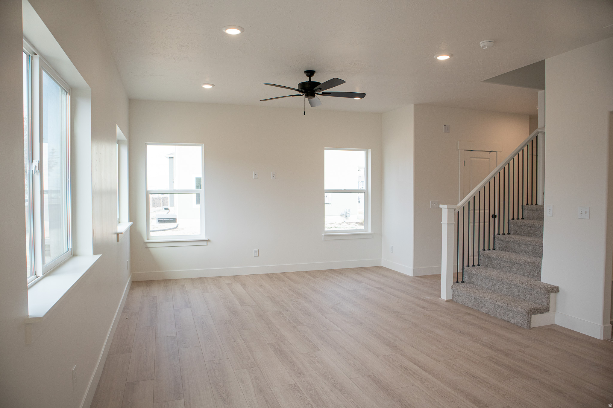 SALEM FIELDS - Residential