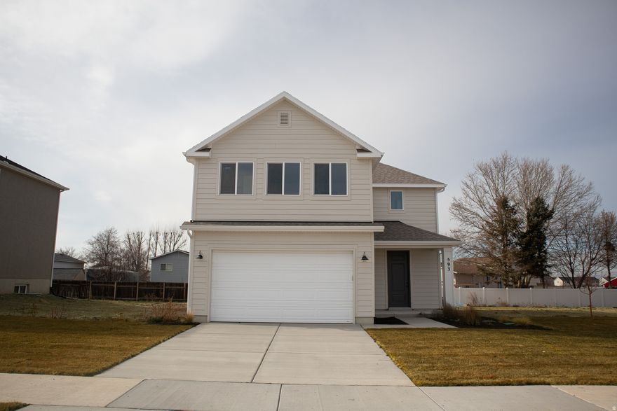 INTEREST RATES STARTING AS LOW AS 4.99% with our preferred lender or $20,000 INCENTIVE towards closing costs, rate buydown, or price reduction regardless of lender! (Talk to agent for conditions.) Must-See New Salem Fields Community! Move-in ready! This beautiful home built by Flagship Homes features 4 bedrooms, 2.5 bathrooms, quartz countertops, 2 car garage, and landscaped front yard (backyard can be landscaped for an additional charge). The primary bedroom has a vaulted ceiling, large walk-in closet, and dual sinks with a separate tub/shower.  Call for more information or stop by our model home at 495 E 720 N, Salem for a tour. Model home hours: Monday-Saturday 11 AM - 6 PM. Buyers to verify all information. Square footage is from house plans