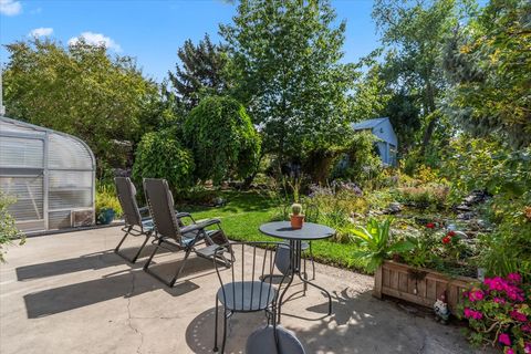 Tiny photo for 2050 E 6535 S, Cottonwood Heights, UT 84121 (MLS # 2120888)