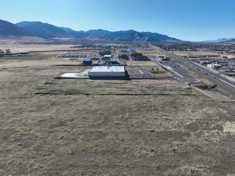 Photo of 2520 N 400 E, Tooele, UT 84074 (MLS # 2128847)