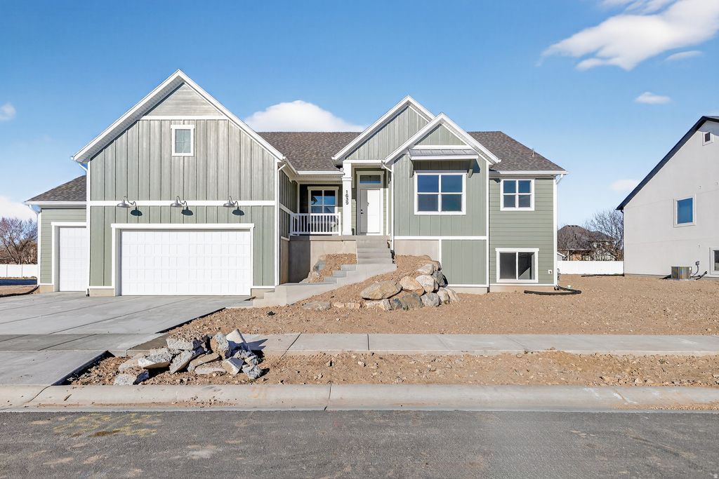 Photo of 1639 S 3875 W #403, Taylor, UT 84401 (MLS # 2145589)