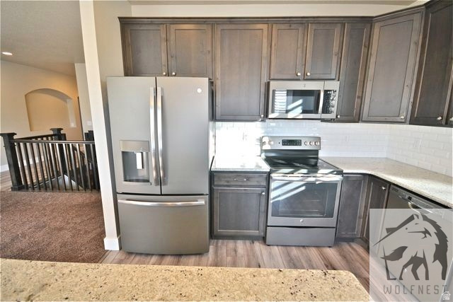 MILLER CROSSING - Residential