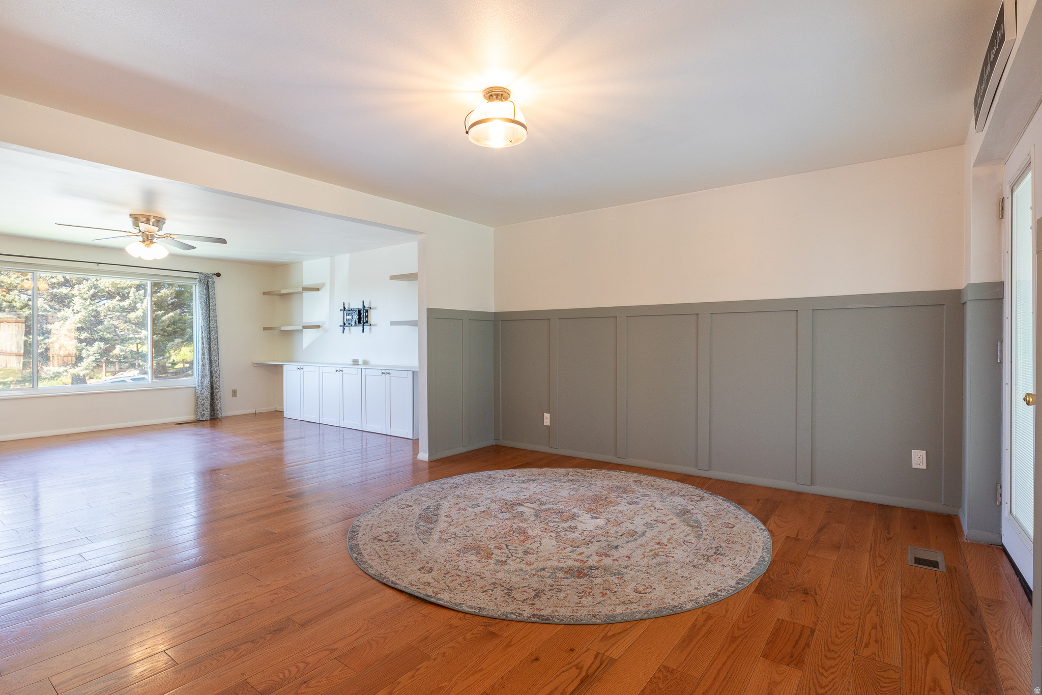 CLARMONT PLAZA - Residential