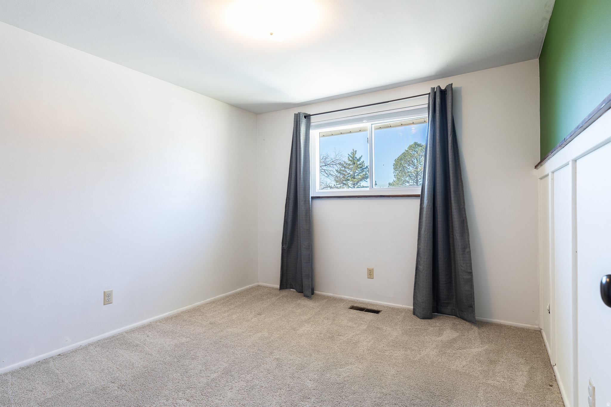 CLARMONT PLAZA - Residential