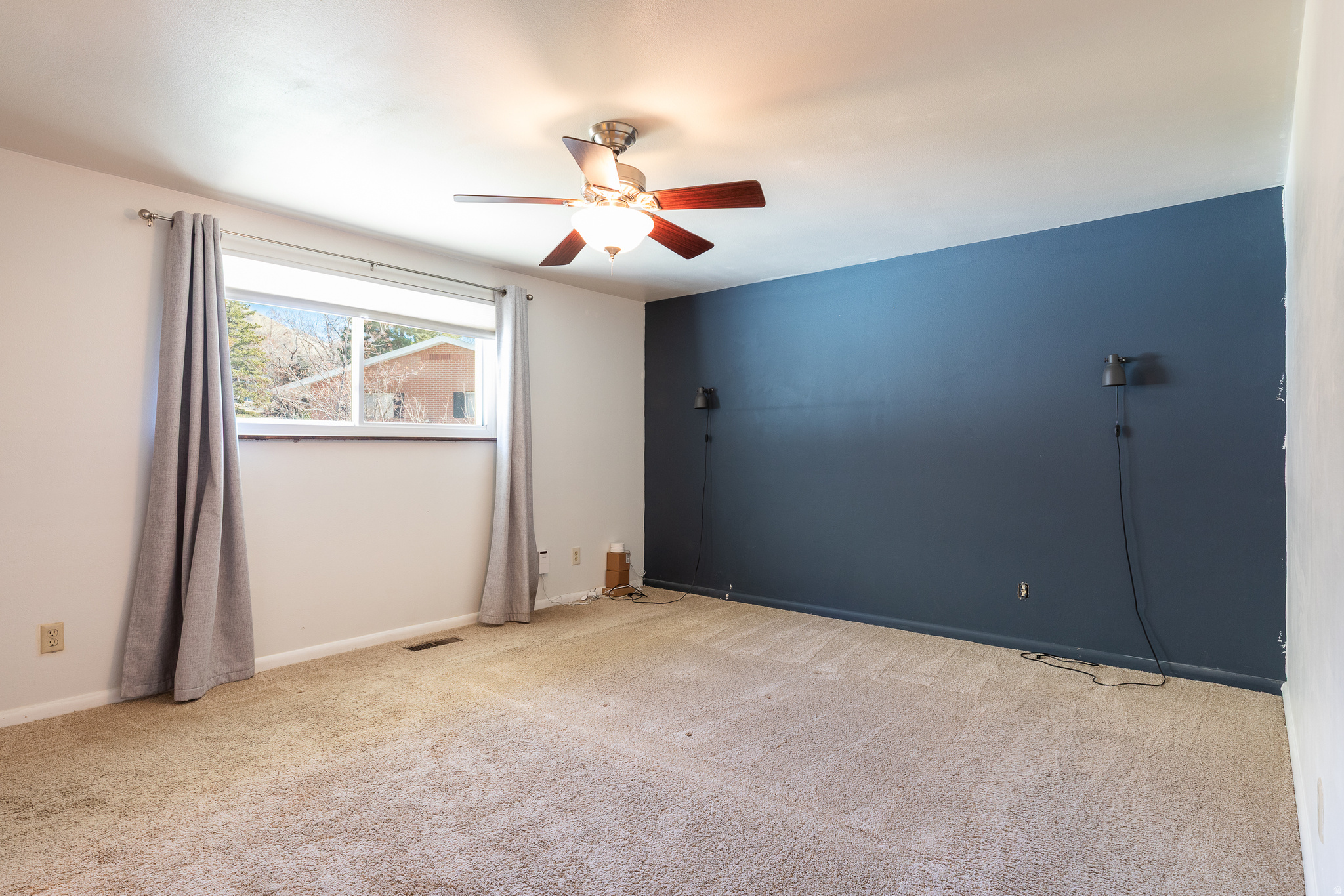 CLARMONT PLAZA - Residential