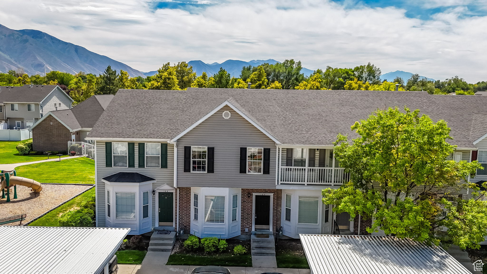 THE WILLOWS - Residential