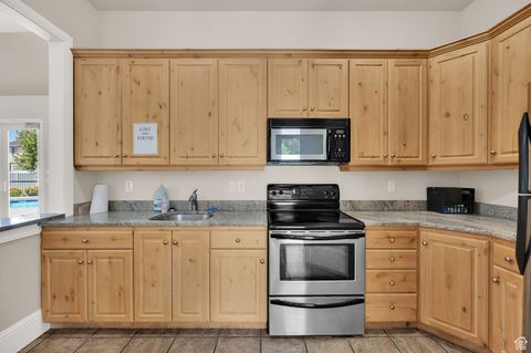 Tiny photo for 164 E 750 N, Springville, UT 84663 (MLS # 2104724)