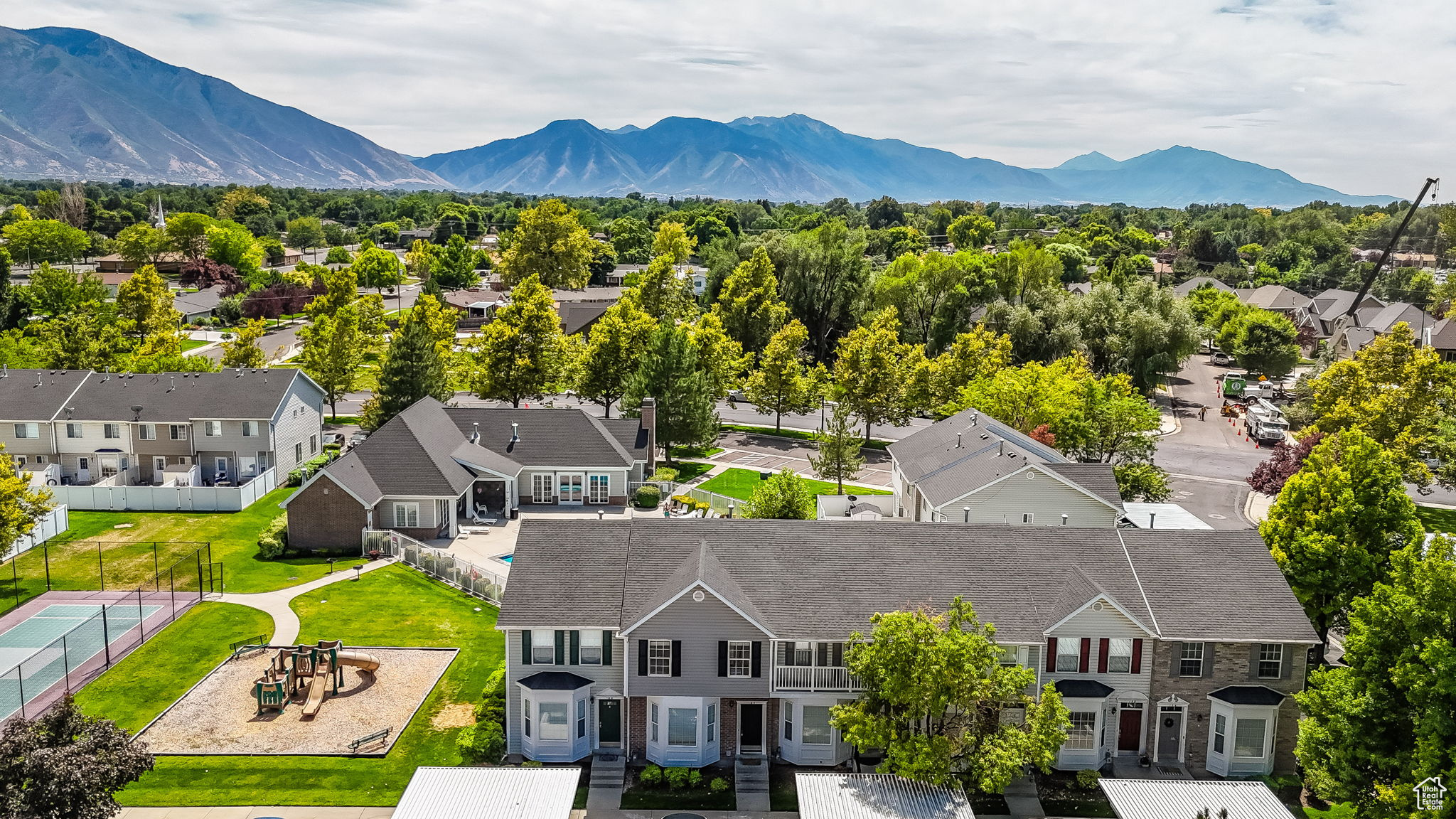 THE WILLOWS - Residential