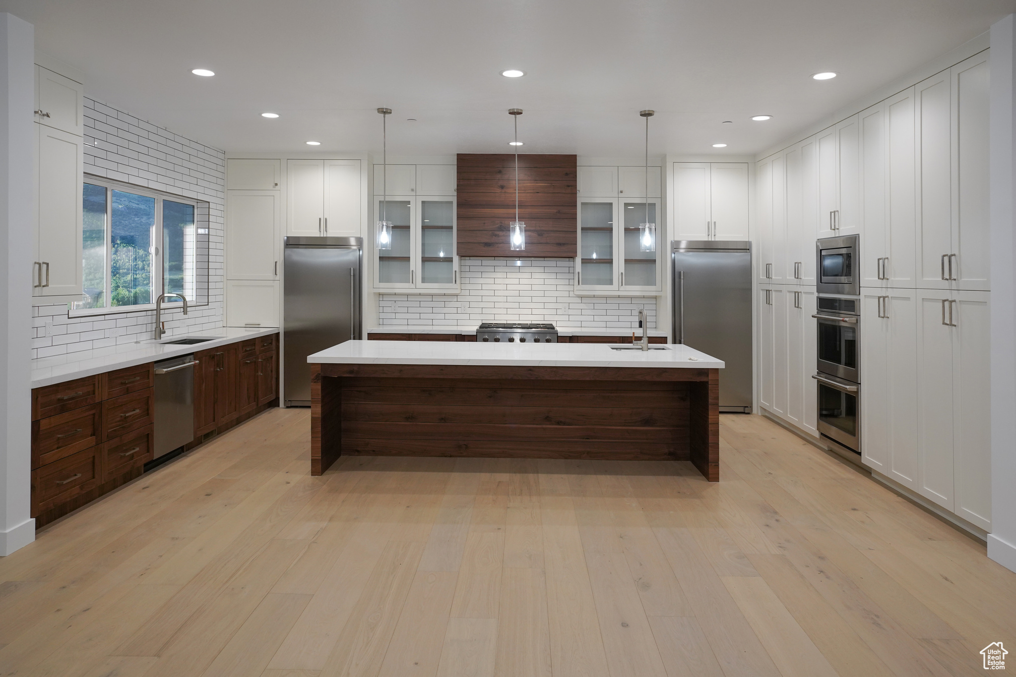 TIMBER LAKES - Residential