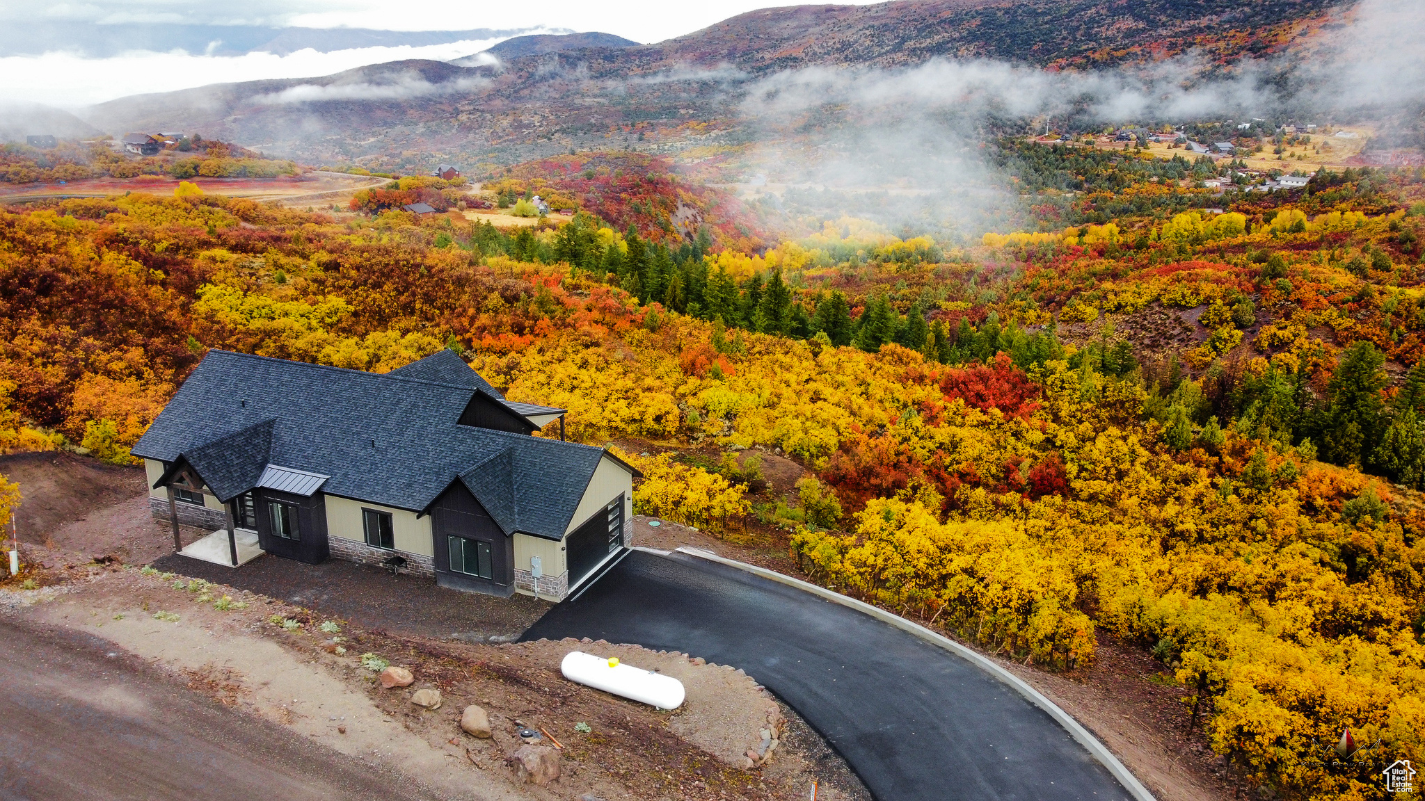 TIMBER LAKES - Residential