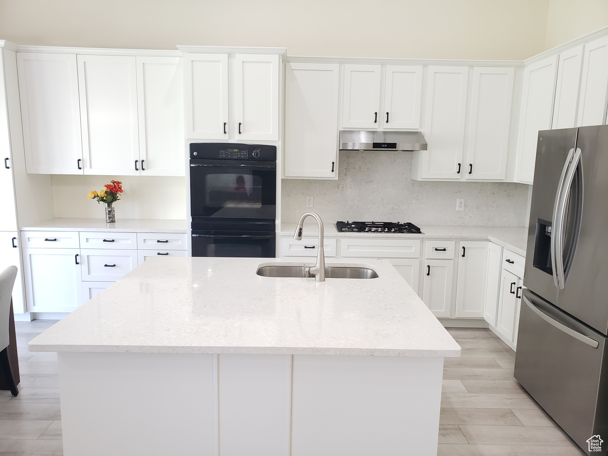 1910 W Walker Farm Dr, Kaysville, Utah image 11
