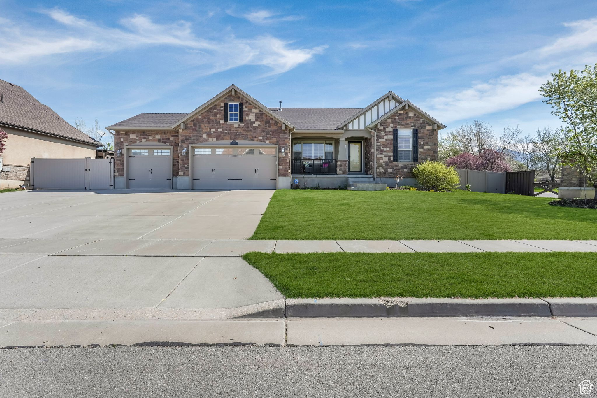 1910 W Walker Farm Dr, Kaysville, Utah image 2
