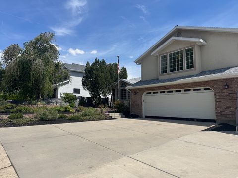 Tiny photo for 1062 E 100 S, Lindon, UT 84042 (MLS # 2159434)