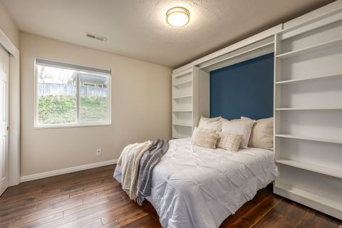Tiny photo for 1930 E ASPEN LEAF PL, Draper, UT 84020 (MLS # 2153183)