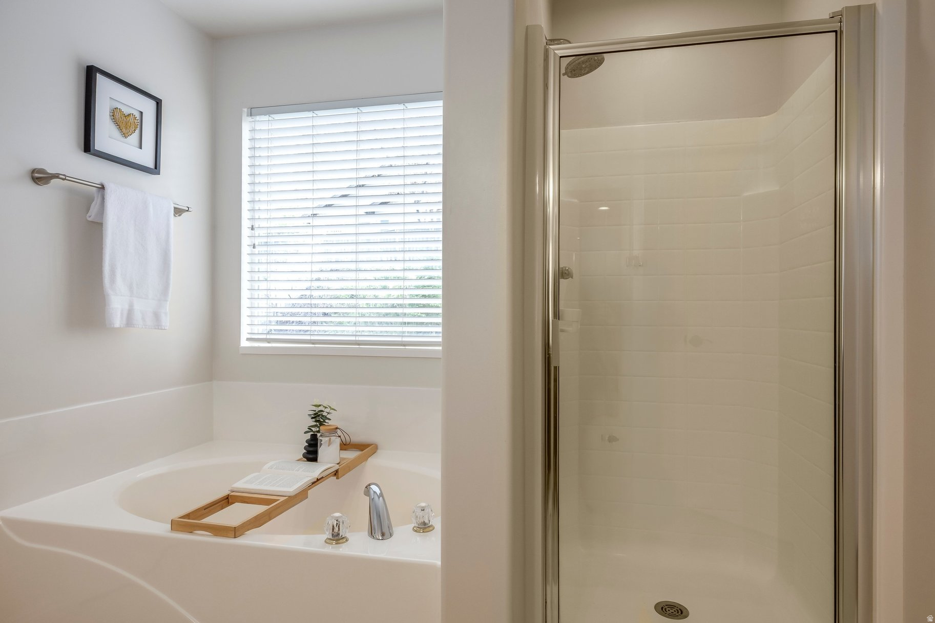 OAK VISTA SUNCREST - Residential