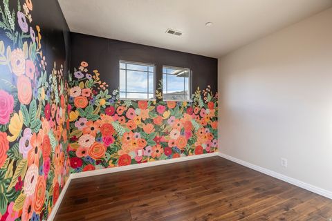 Tiny photo for 1930 E ASPEN LEAF PL, Draper, UT 84020 (MLS # 2153183)