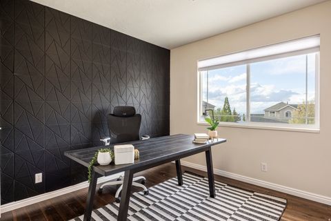 Tiny photo for 1930 E ASPEN LEAF PL, Draper, UT 84020 (MLS # 2153183)