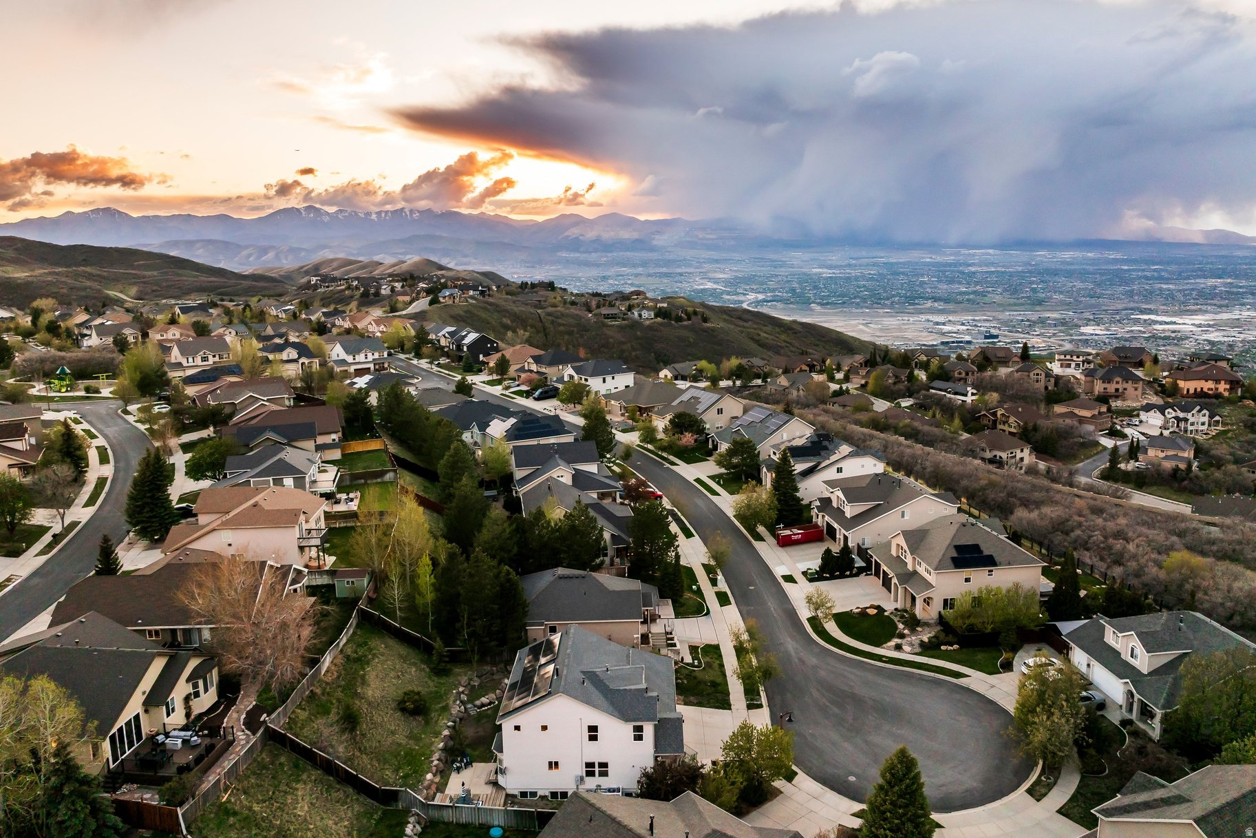 OAK VISTA SUNCREST - Residential