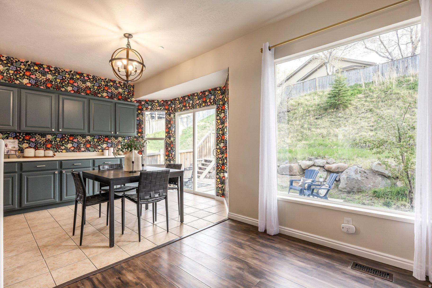 OAK VISTA SUNCREST - Residential