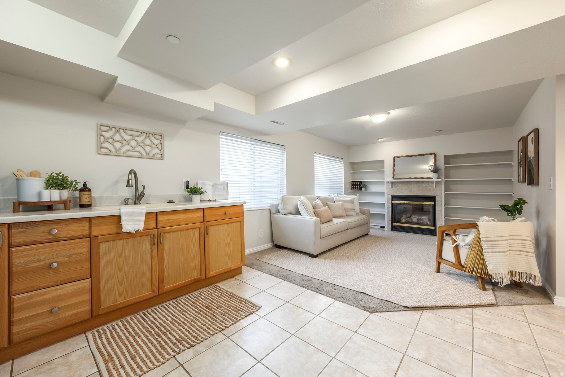 OAK VISTA SUNCREST - Residential