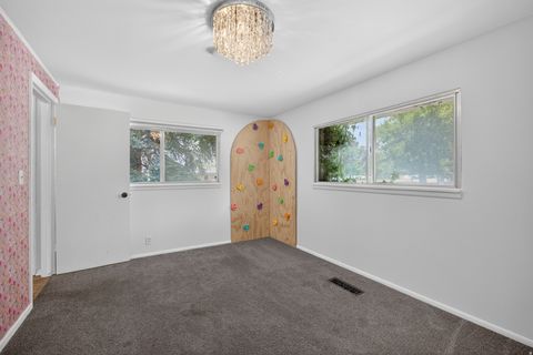 Tiny photo for 125 S 200 W, Farmington, UT 84025 (MLS # 2154054)