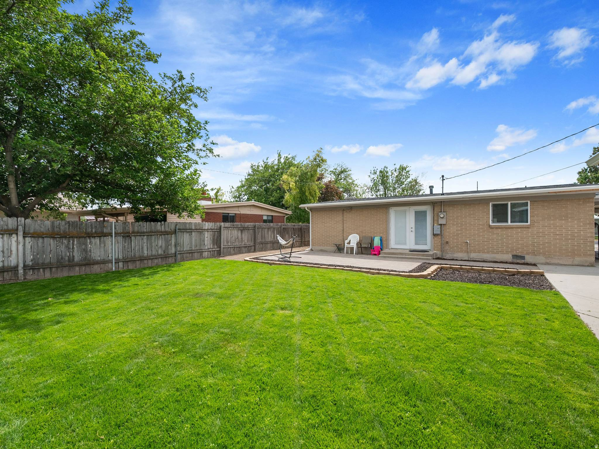 MAPLE MEADOWS - Residential