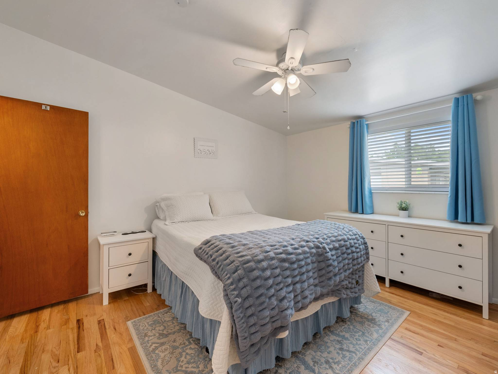 MAPLE MEADOWS - Residential