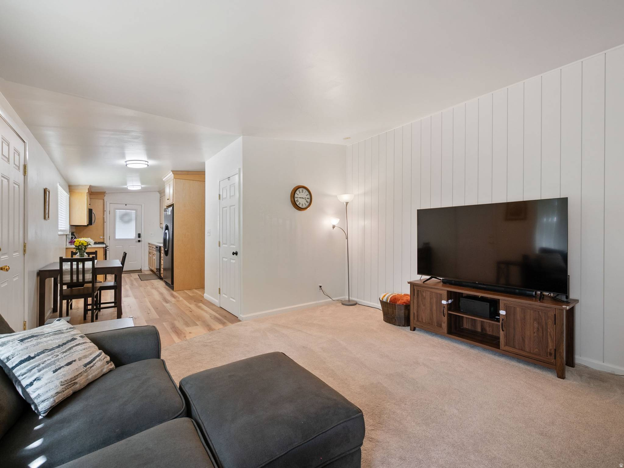 MAPLE MEADOWS - Residential