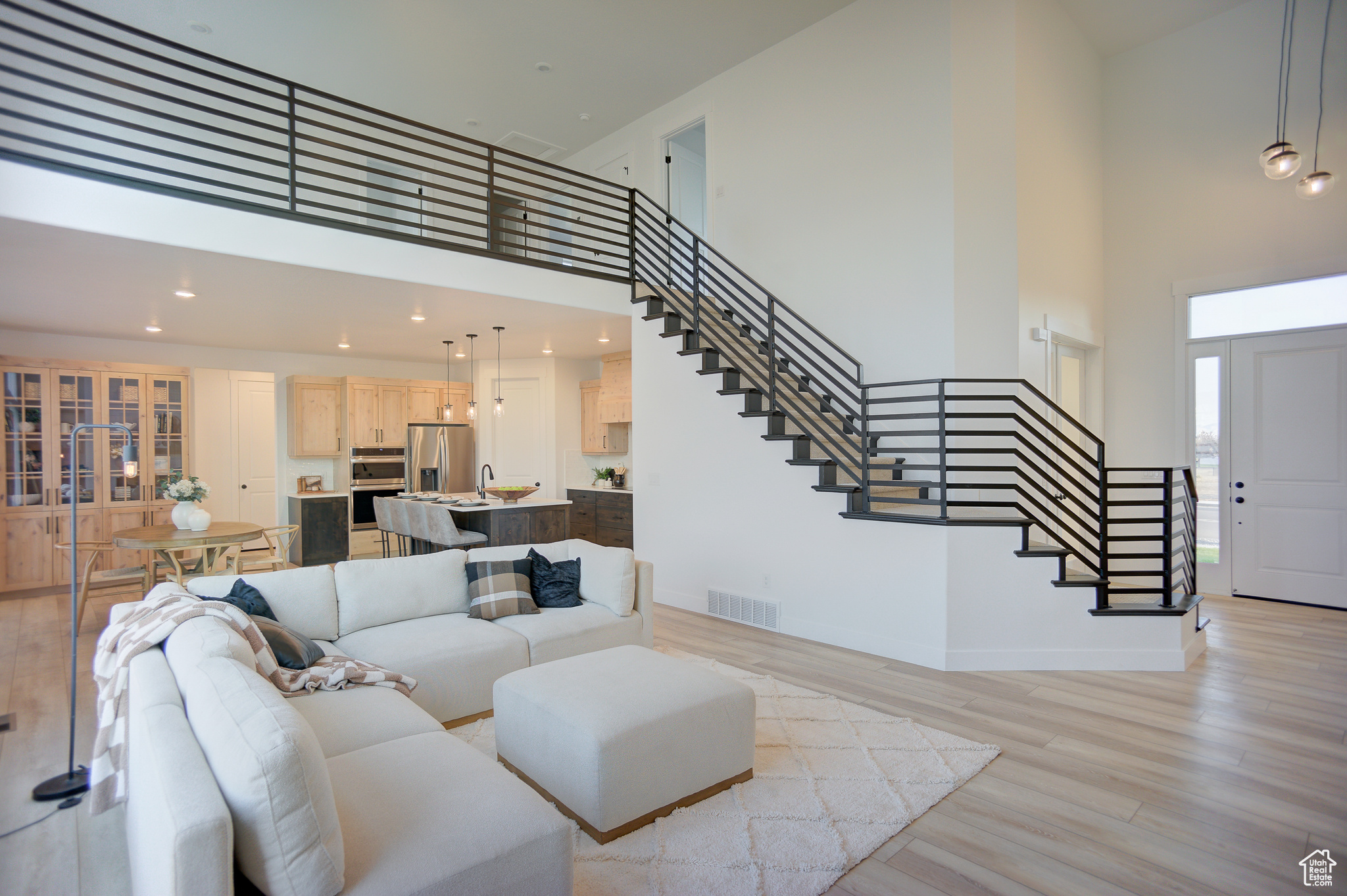 COWBOY ESTATES - Residential