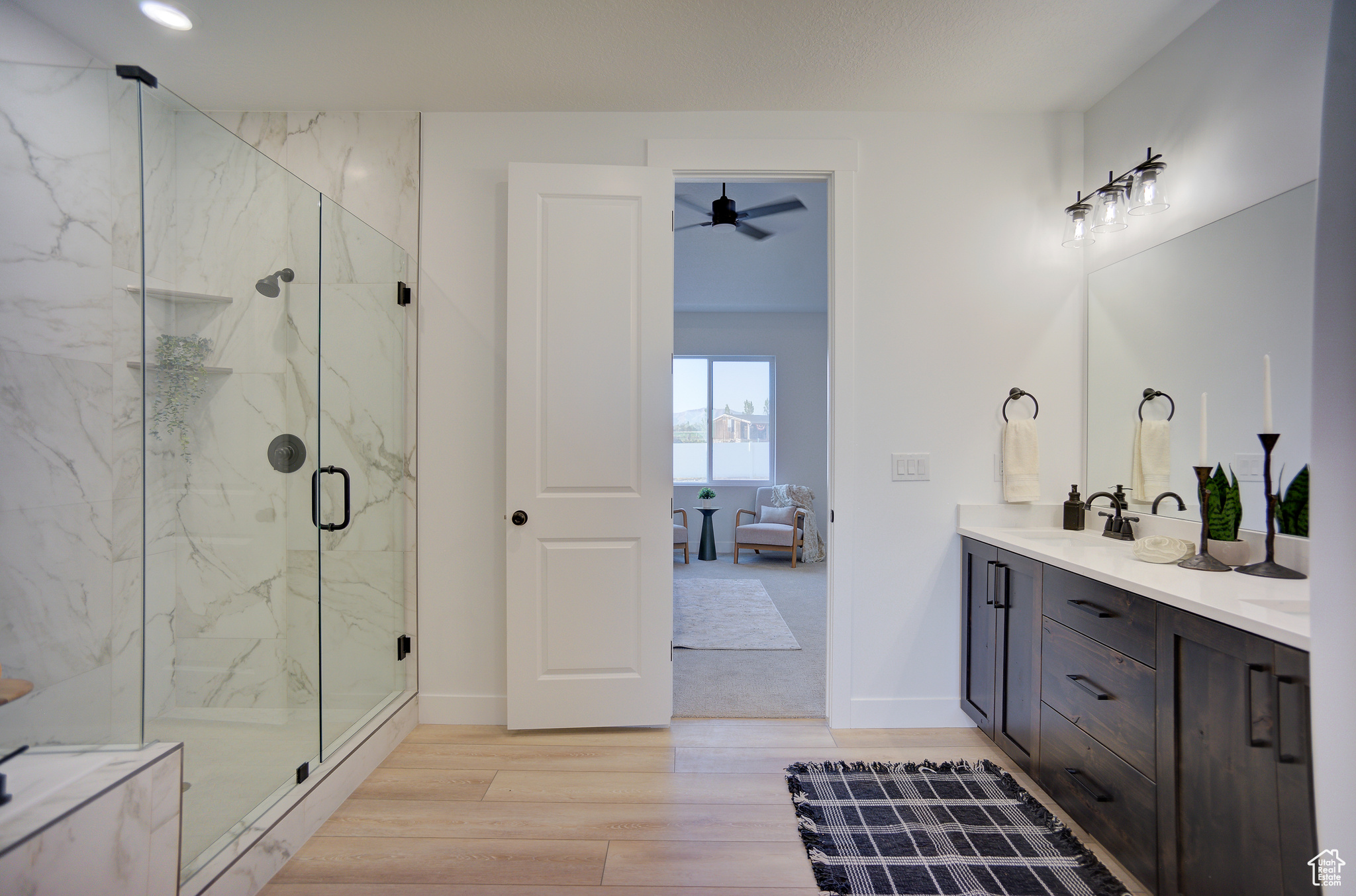 COWBOY ESTATES - Residential