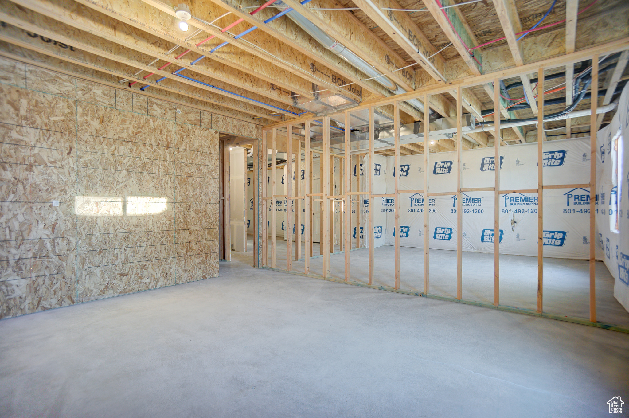 COWBOY ESTATES - Residential