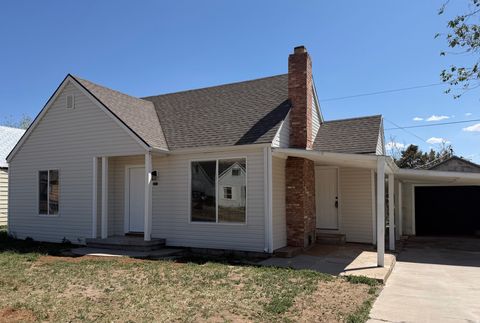 Photo of 320 COLUMBIA DR, East Carbon, UT 84520 (MLS # 2158496)