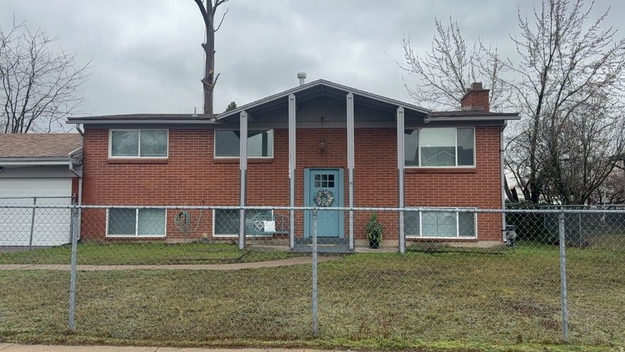 Enjoy this nice updated home while you rent the downstairs apartment, completely independent, location close to shopping centers, New appliances up and down, granite countertops, new carpet.  RV parking.