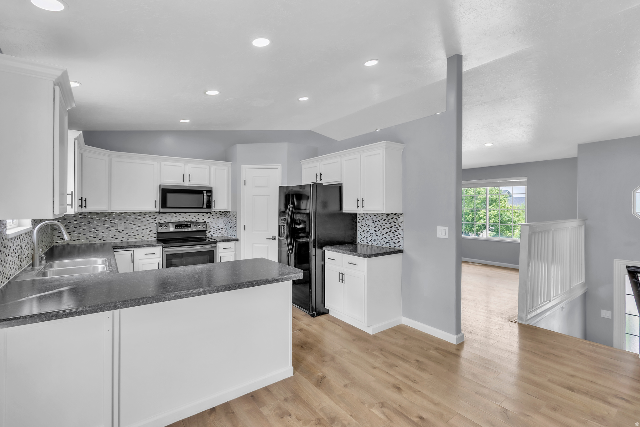 THE RIDGE - Residential